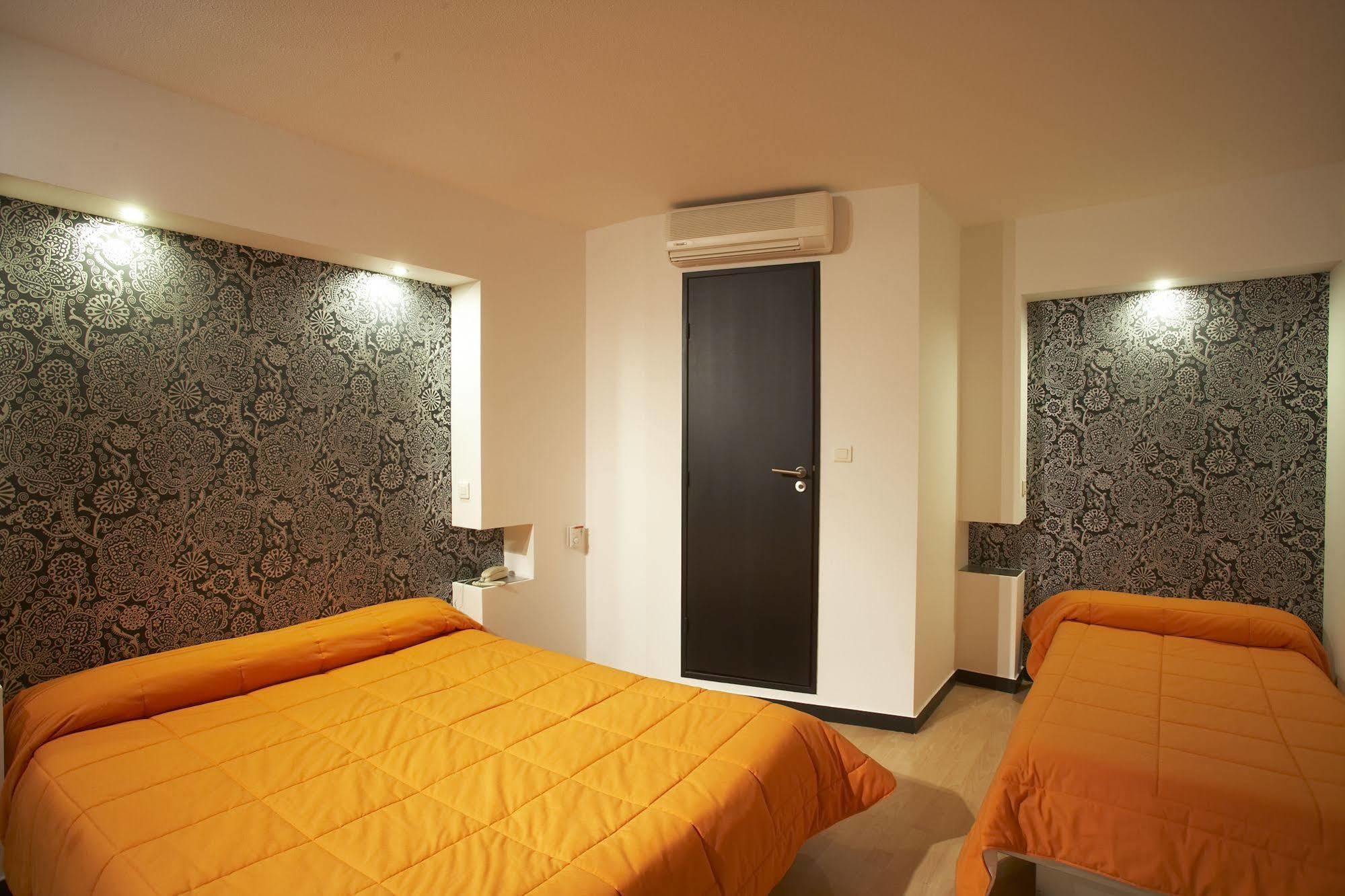 Hotel Evan Lempdes sur Allagnon Екстер'єр фото