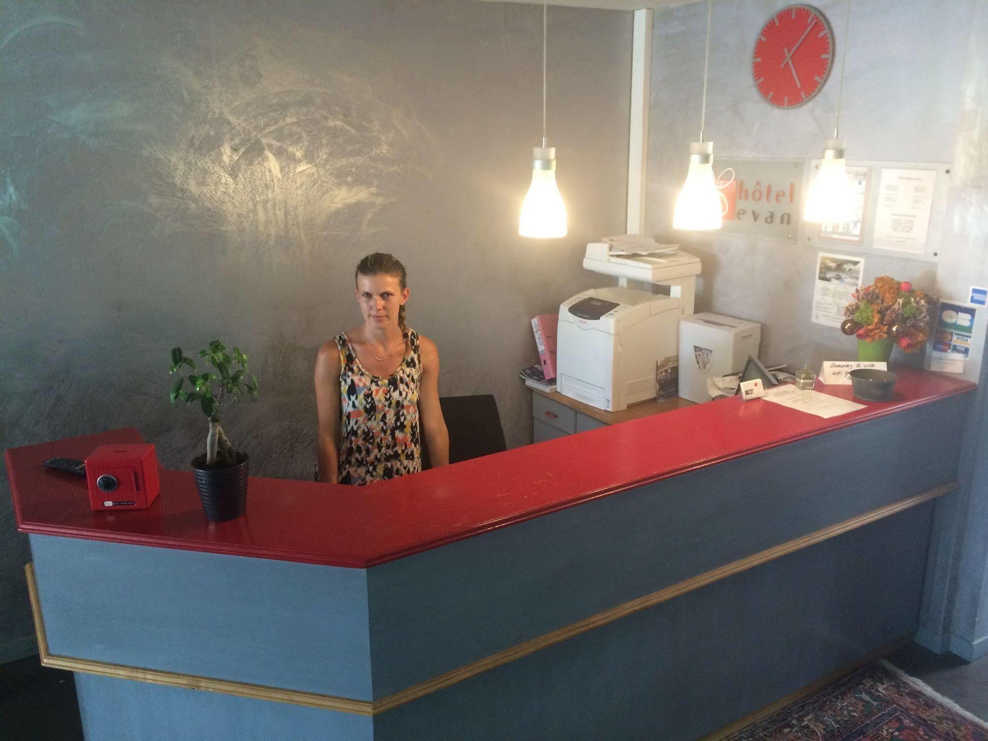 Hotel Evan Lempdes sur Allagnon Екстер'єр фото