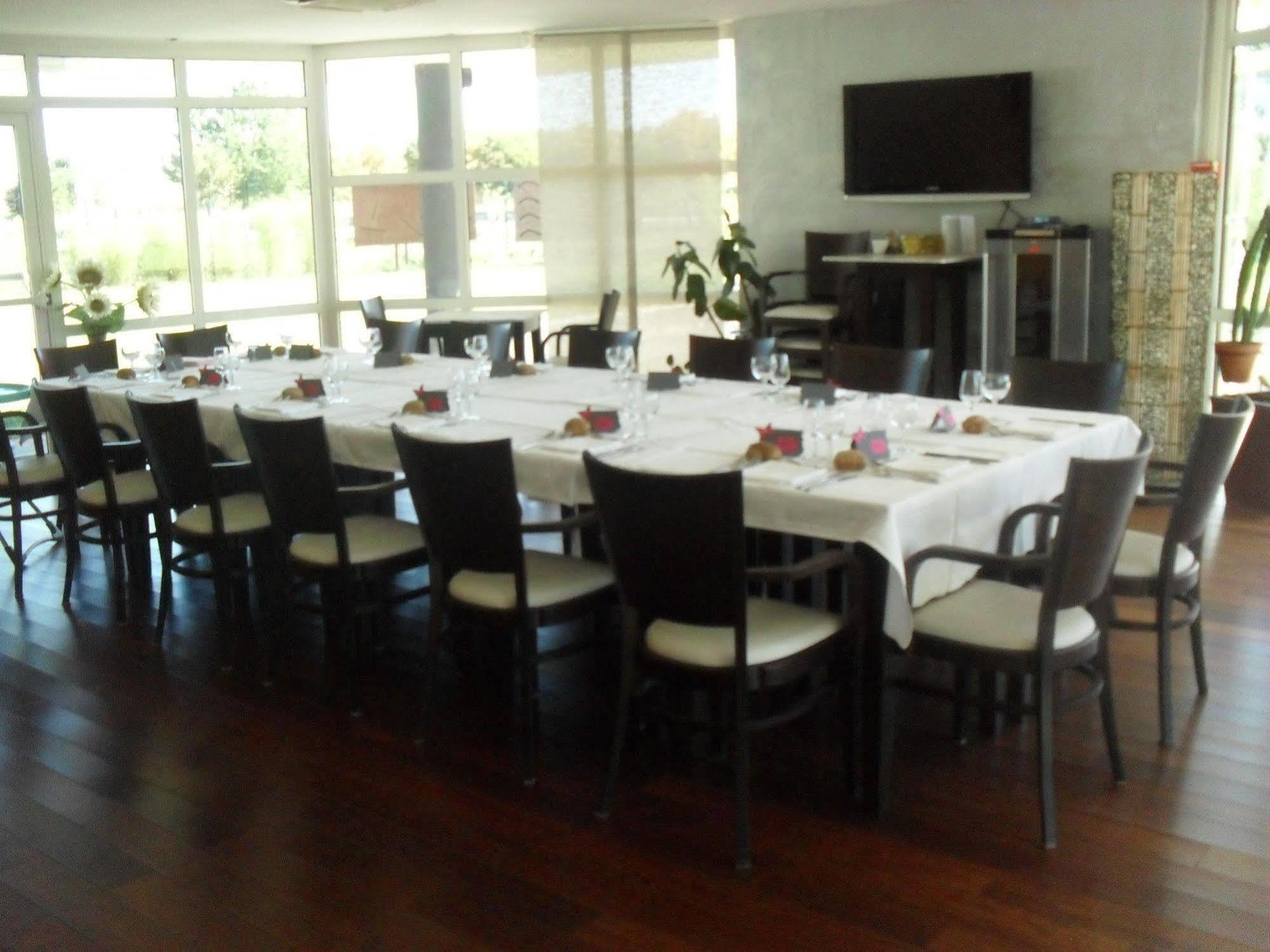 Hotel Evan Lempdes sur Allagnon Екстер'єр фото
